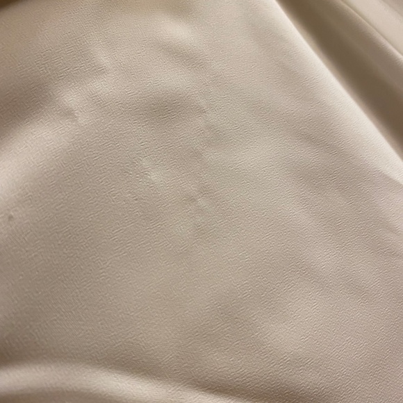 🌻SOLD🌻🌻🌻LAURA PETITES~Gown with Sequin and Ruffle Detail - Picture 15 of 15